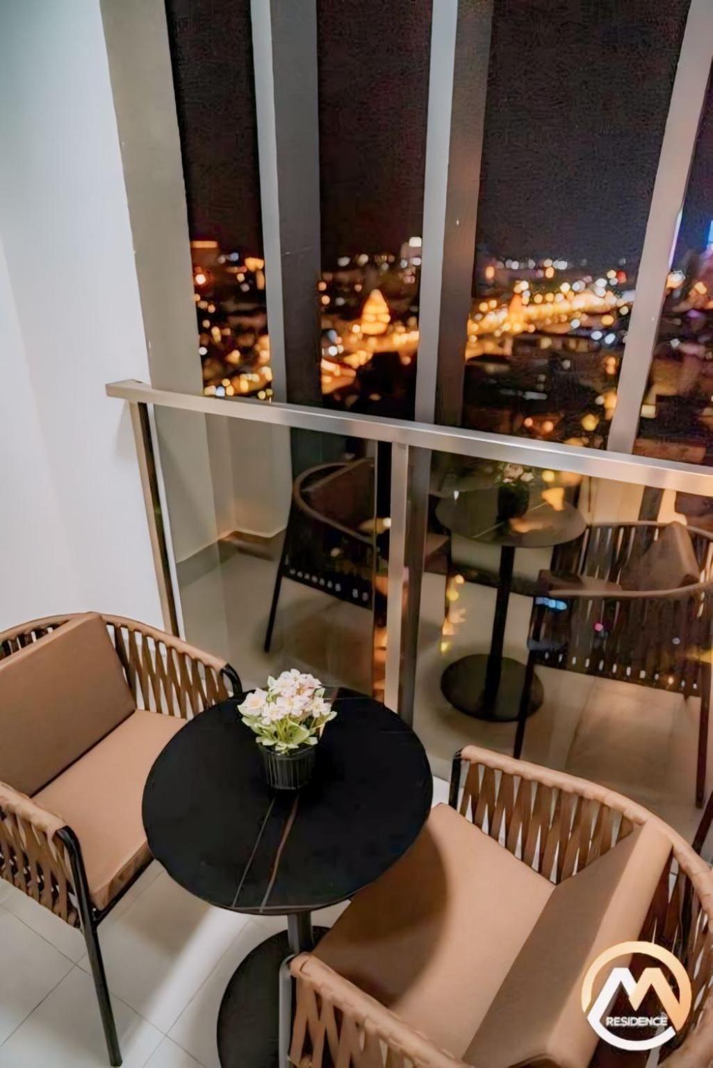 Hotel Serviced Condo Unique Infinity Pool With Mekong River View بنوم بنه المظهر الخارجي الصورة