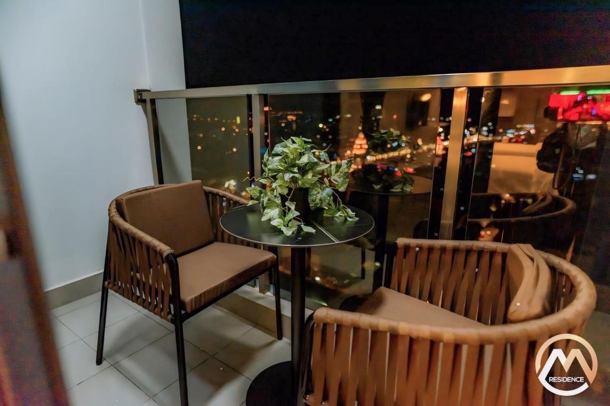 Hotel Serviced Condo Unique Infinity Pool With Mekong River View بنوم بنه المظهر الخارجي الصورة