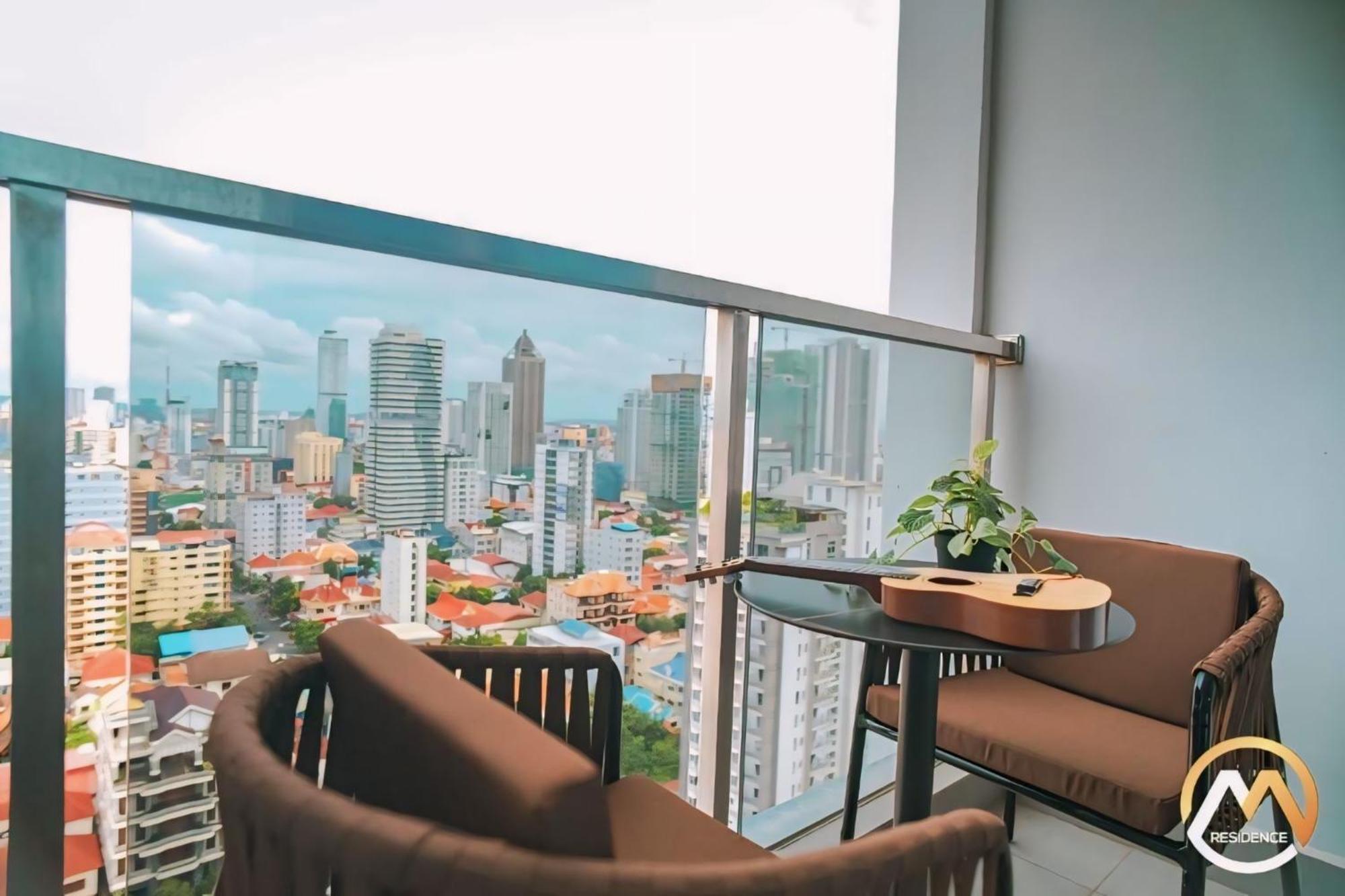 Hotel Serviced Condo Unique Infinity Pool With Mekong River View بنوم بنه المظهر الخارجي الصورة